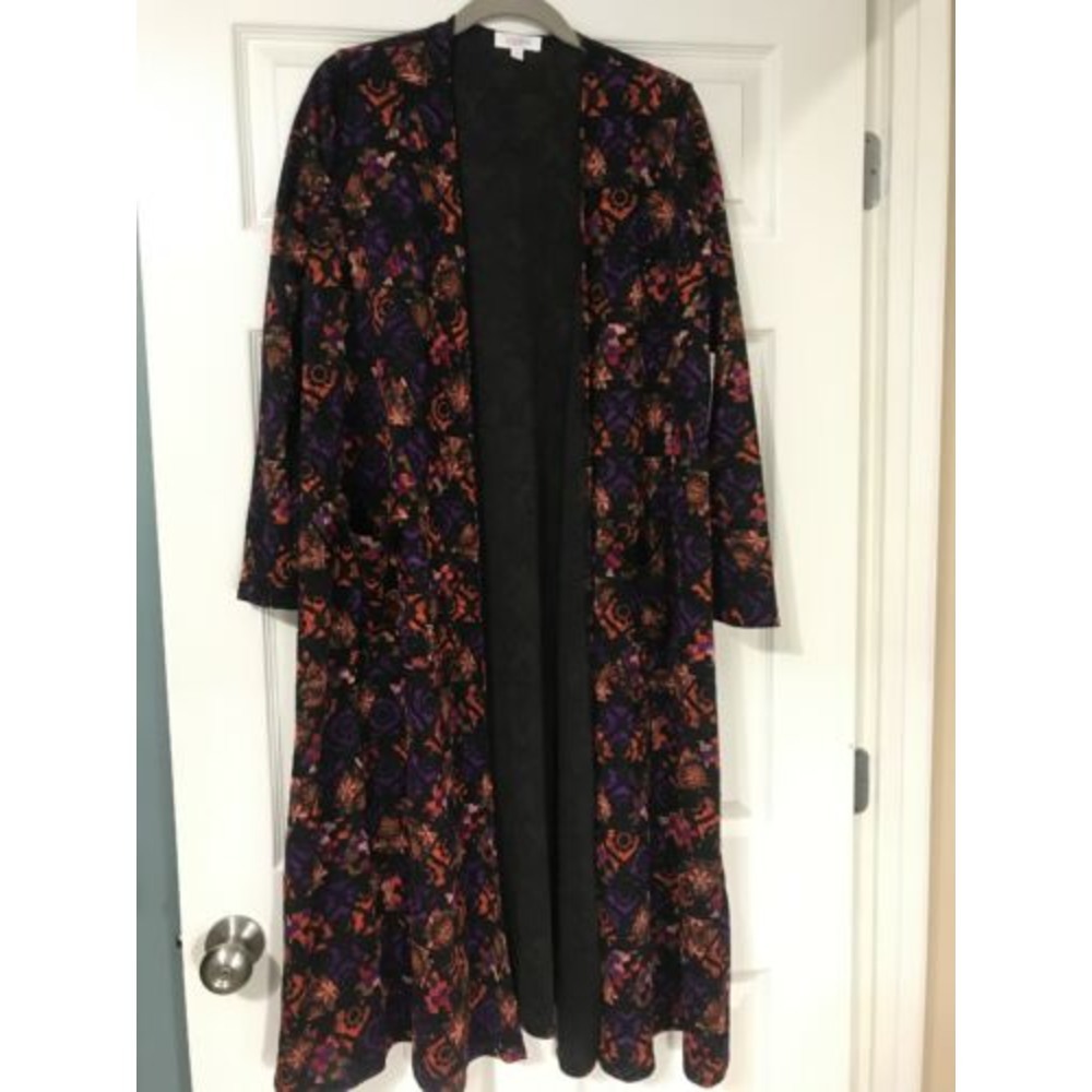 NWT Lularoe Sarah Duster Size Medium Black NEW